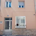 펜션 Agradable Casa Antigua Reformada Con Patio Espejon