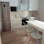 펜션 Agradable Casa Antigua Reformada Con Patio