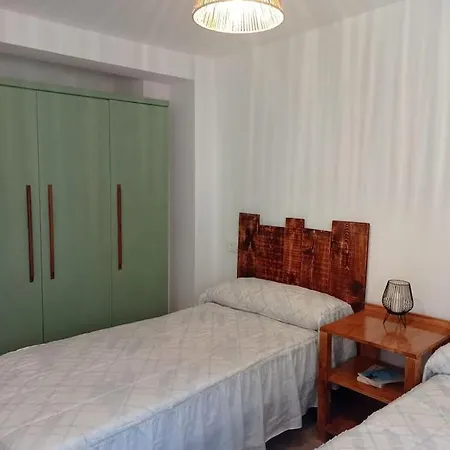 펜션 Agradable Casa Antigua Reformada Con Patio