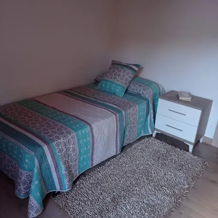 Holiday home Agradable Casa Antigua Reformada Con Patio Espejon