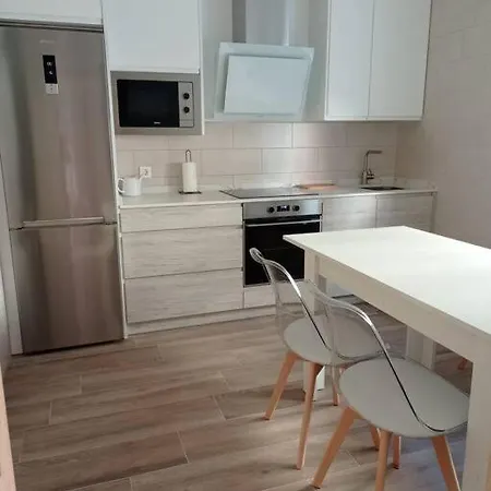 Holiday home Agradable Casa Antigua Reformada Con Patio