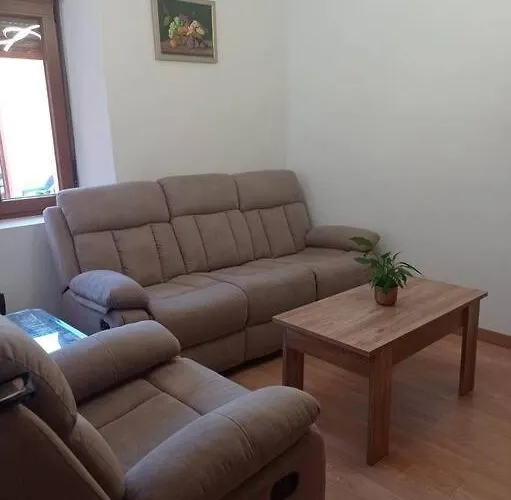 Agradable Casa Antigua Reformada Con Patio 펜션