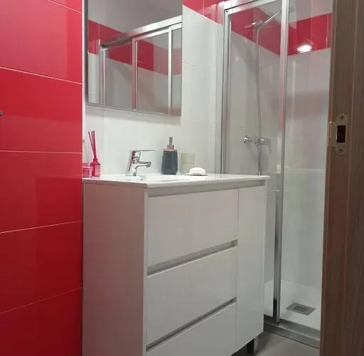 펜션 Agradable Casa Antigua Reformada Con Patio *