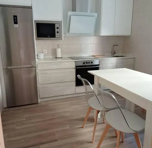 펜션 Agradable Casa Antigua Reformada Con Patio